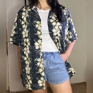 Hawaiian men’s button down
